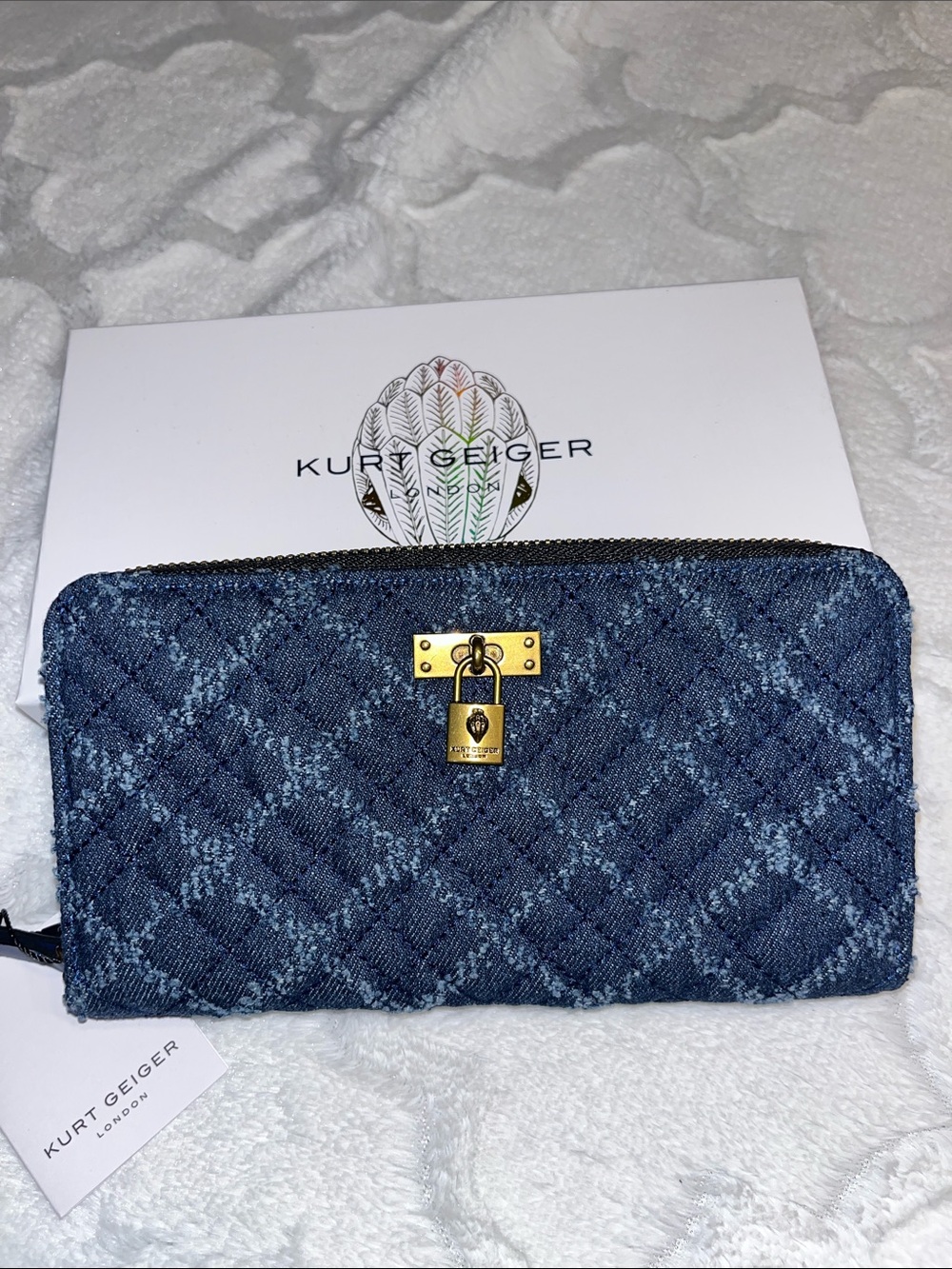 Kurt Geiger NWT! Brixton Quilted Fringed Denim Zip Around Wallet - Picture 3 of 8
